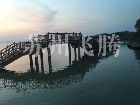 苏州镇湖塑木板栈道