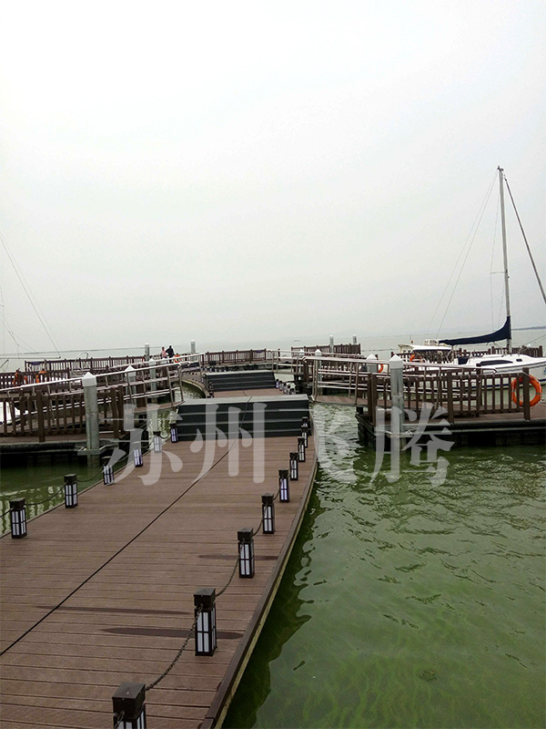 苏州镇湖浮箱码头1.jpg