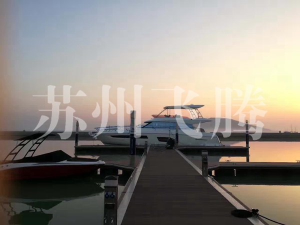 太湖游艇码头.jpg